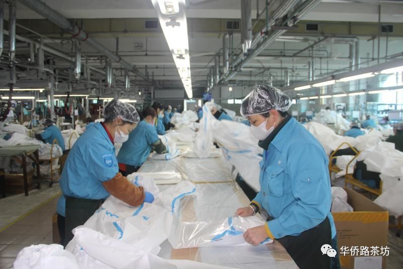 九州酷游·(中国)官方网站南京“超级工厂”：80万件医用防护服是这样生产出来的(图1)