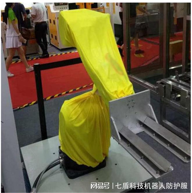 九州酷游·(中国)官方网站川崎CP180L清洗机器人防护服(图1)