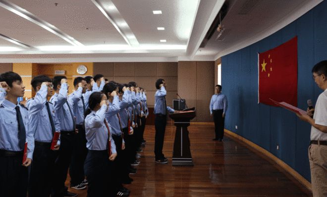 九州酷游·(中国)官方网站公务员换工作服6大部门统一着装每人3套且全面免费使用(图9)